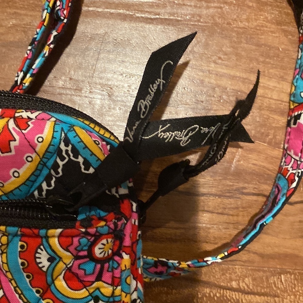Vera Bradley Heirloom Paisley Crossbody - Picture 2 of 8